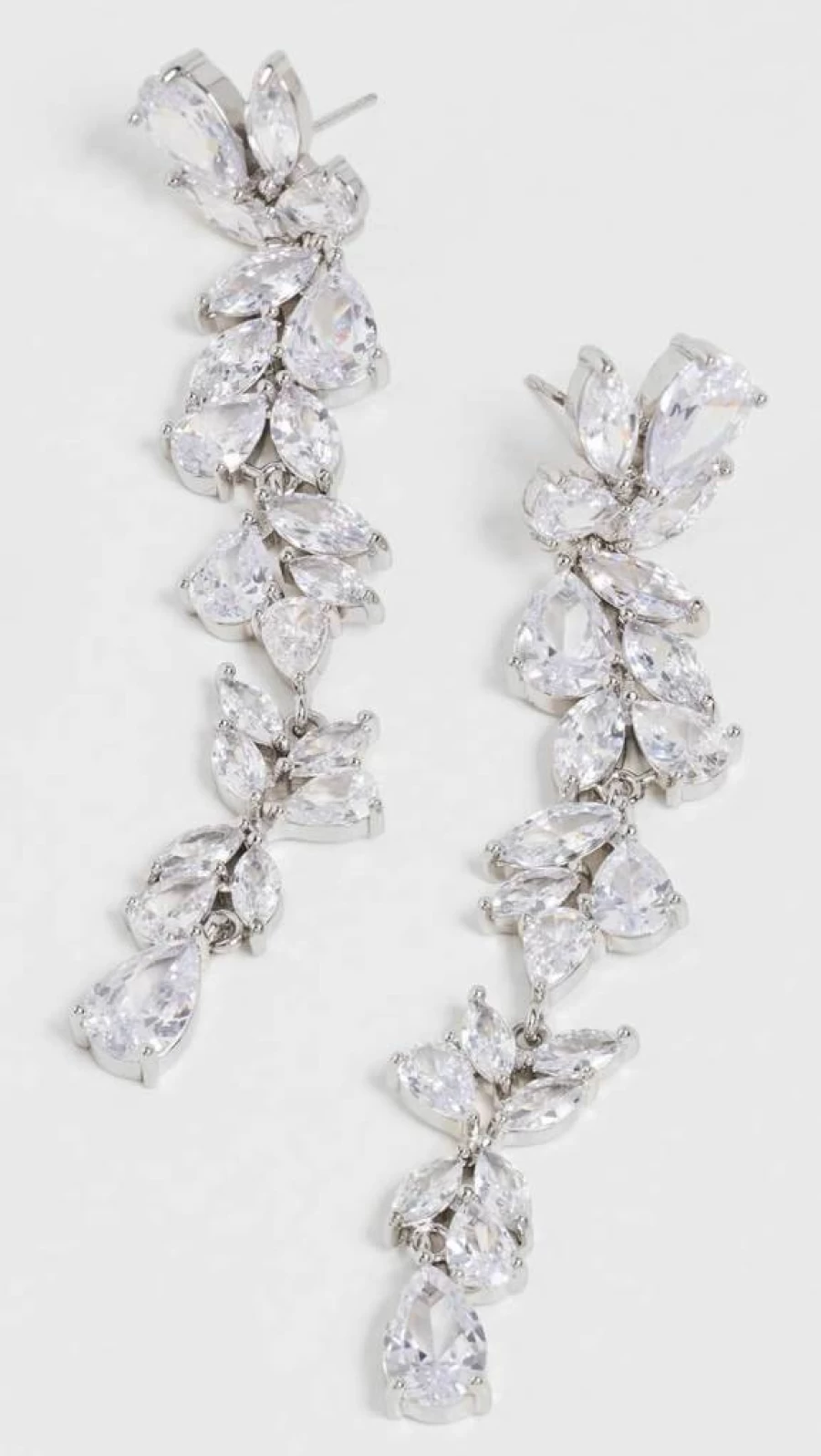 SHASHI Women's Gold Fallen Leaf Earrings - Elegant Nature-Inspired Dangle Earrings for Women