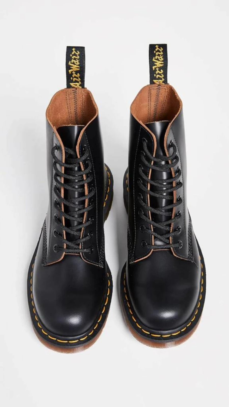 Dr. Martens Modern Unisex Adult Leather Boots Classic Comfort & Durable Style