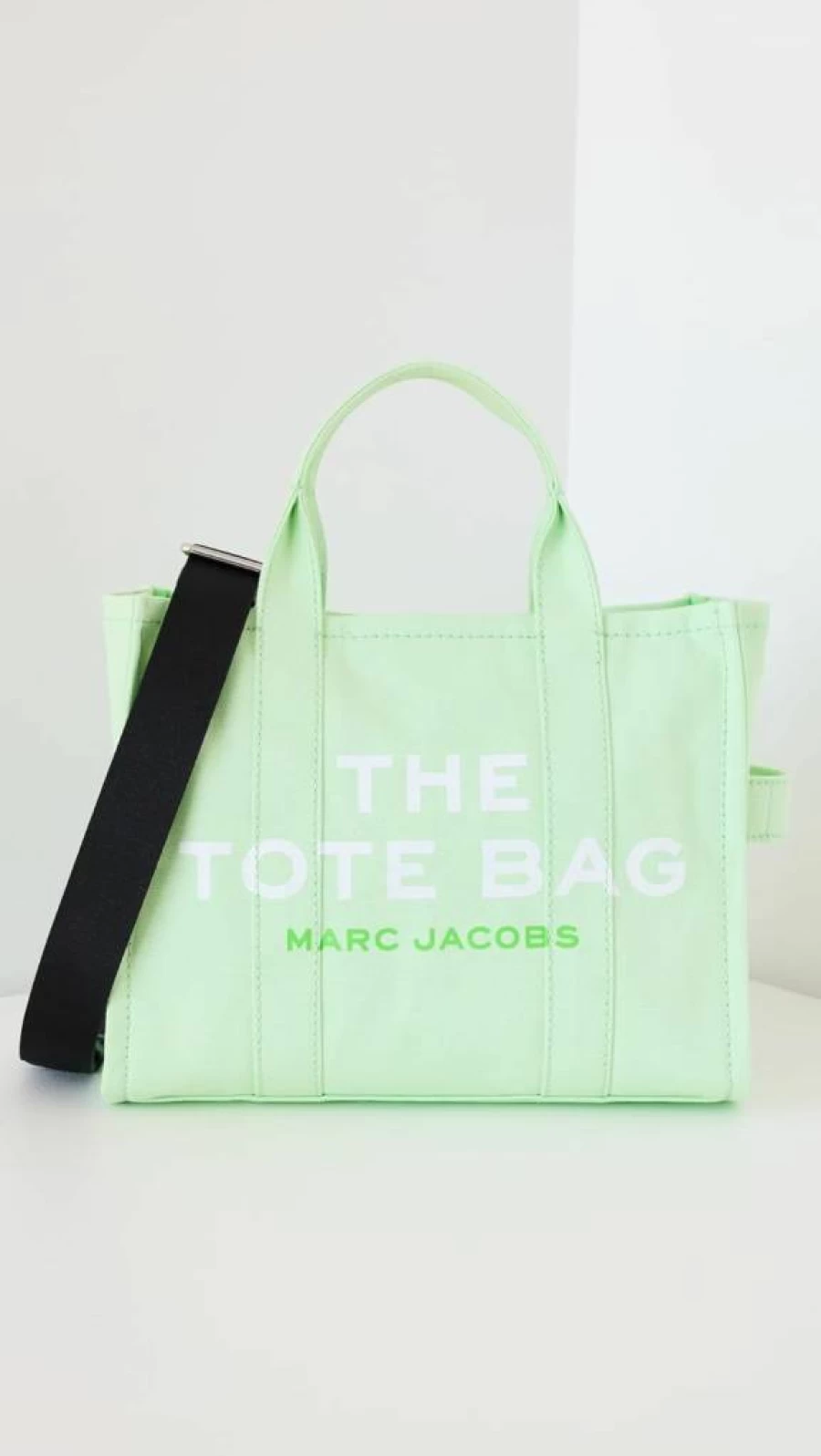 Marc Jacobs The Woven Medium Tote Bag - Stylish Designer Handbag for Women