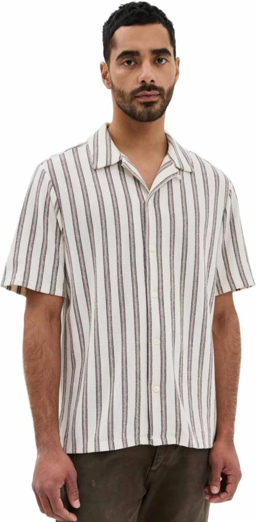 Madewell Men's Nubby Texture Camp Collar Shirt - Relaxed Fit Short Sleeve Casual Button-Up