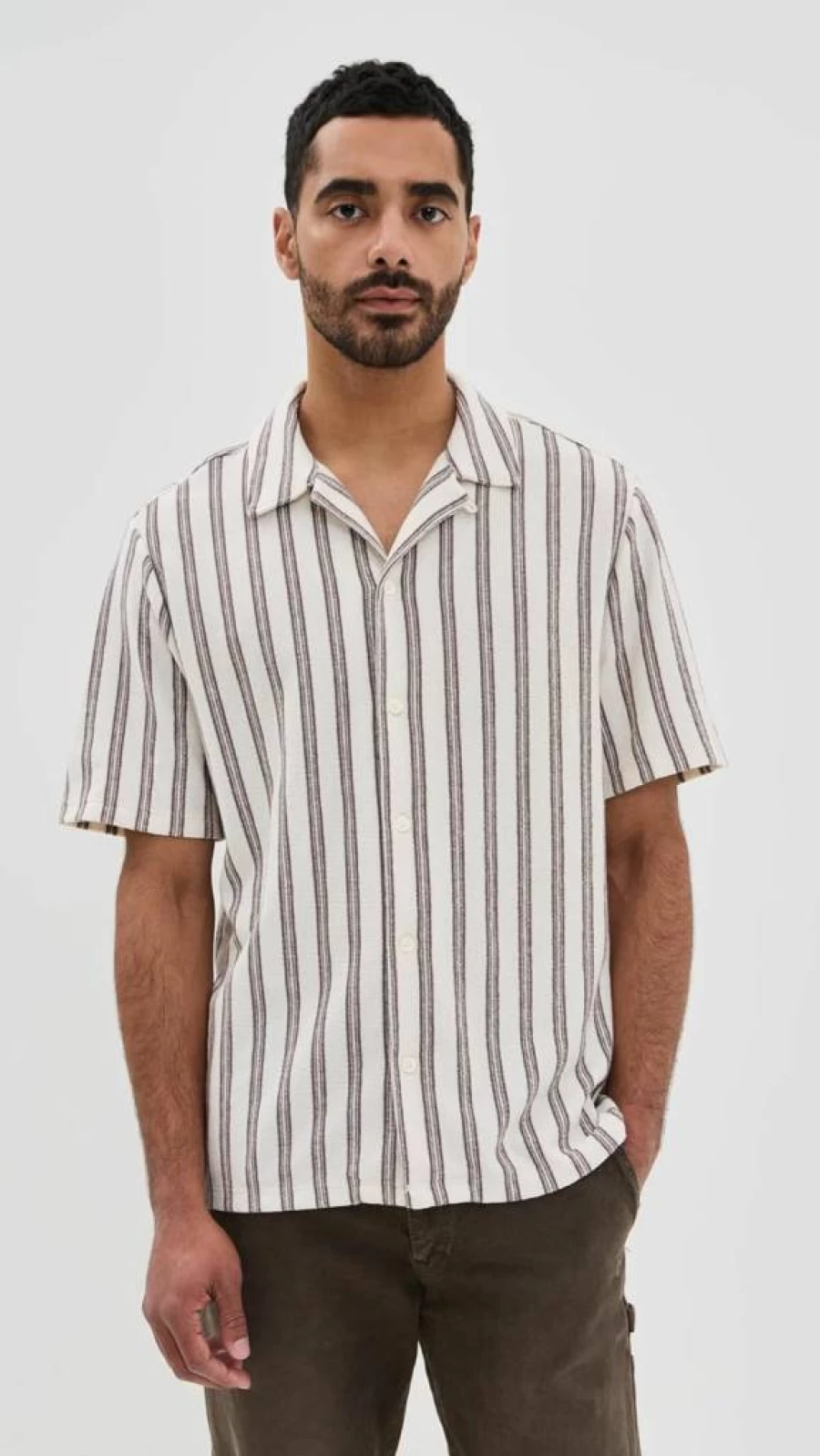 Madewell Men's Nubby Texture Camp Collar Shirt - Relaxed Fit Short Sleeve Casual Button-Up