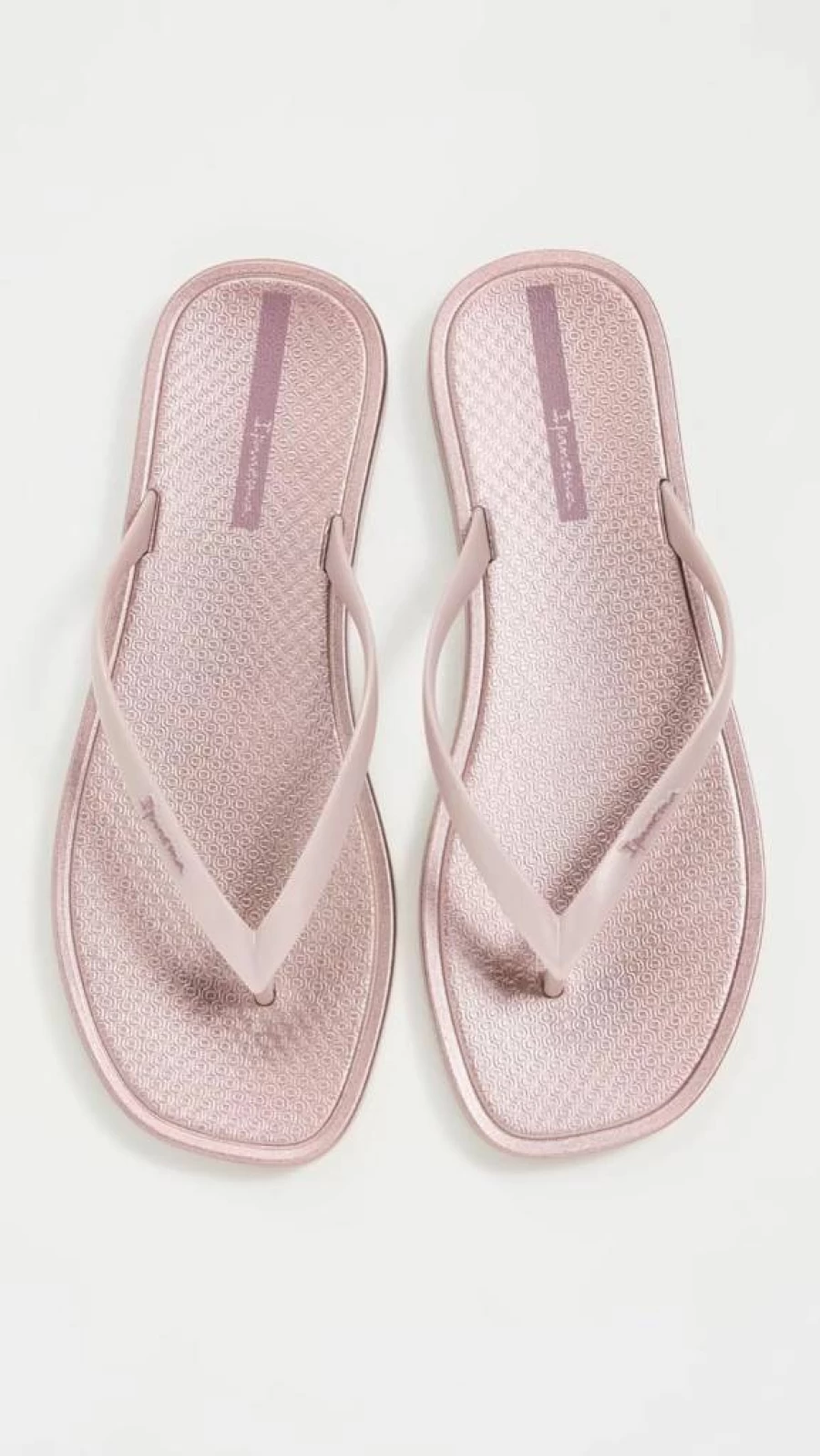 Ipanema Women's Solar Color Flip Flop Sandals - Lightweight Comfortable Beach Footwear