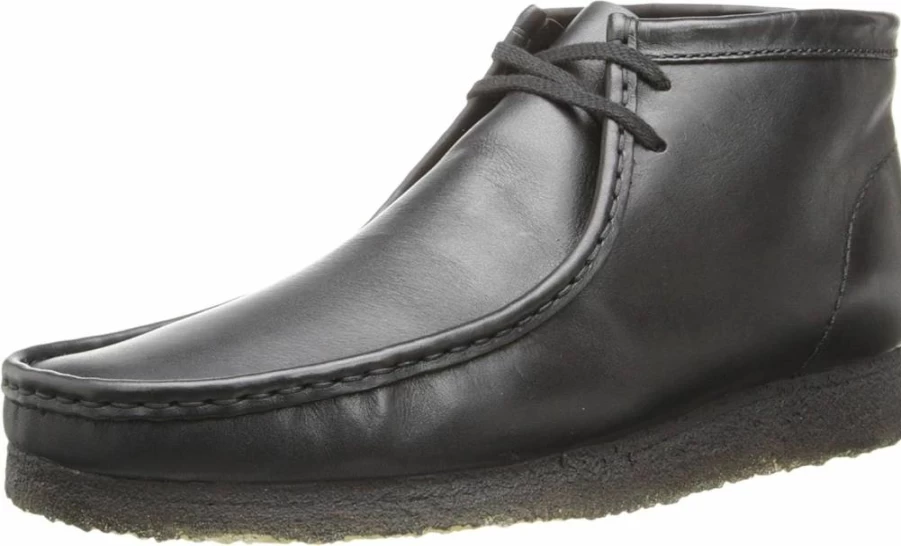 Clarks Men's Wallabee Boot Classic Leather Chukka Shoes for Comfort & Style